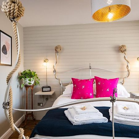 Lyme 1 Hotel ไลม์รีจิส ภายนอก รูปภาพ
